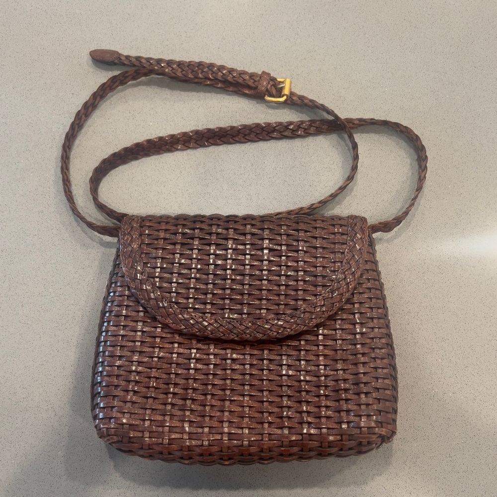 CEN- Woven Crossbody Bag in Brown